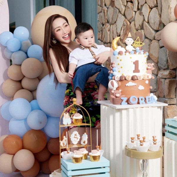 Mỹ nhân Việt được chồng tổ chức sinh nhật hoành tráng Thanh Tú Bảo Thy  chuẩn công chúa