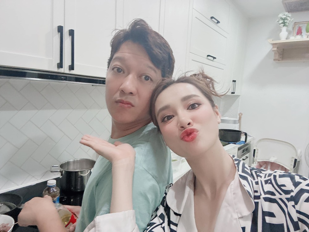  Nhã Phương được ông xã nuông chiều khi ở nhà. (Ảnh: FB Nabi Nhã Phương) - Tin sao Viet - Tin tuc sao Viet - Scandal sao Viet - Tin tuc cua Sao - Tin cua Sao