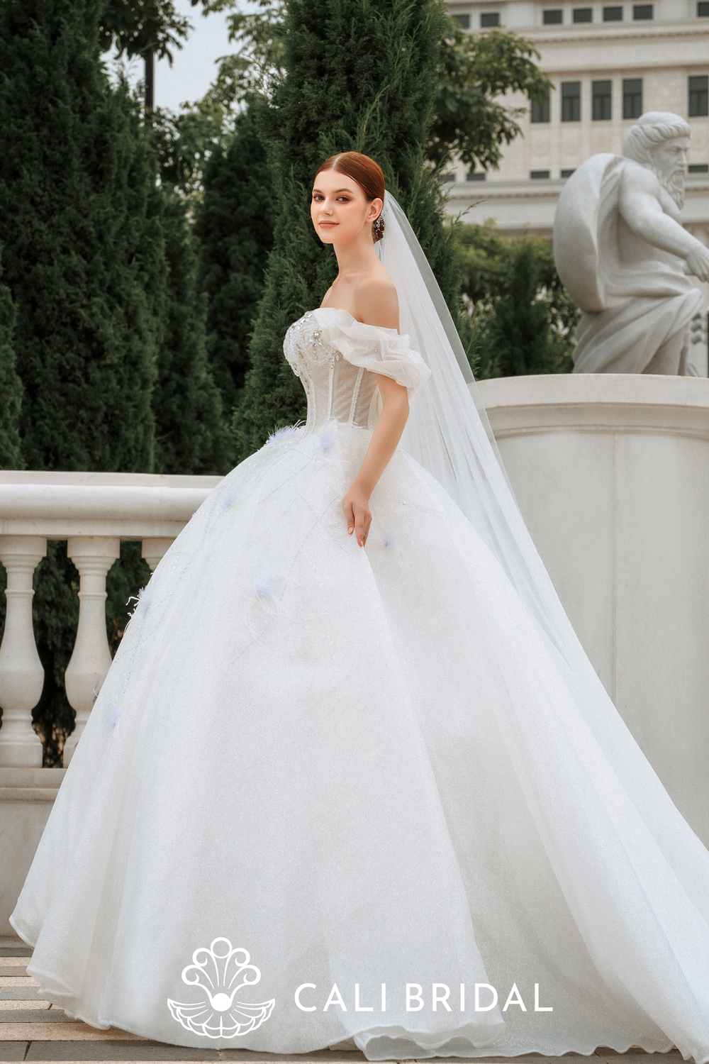 Váy cưới làm lễ Luxury  LLX18  KIM COUTURETHƯƠNG HIỆU VÁY CƯỚI THIẾT KẾ  NỔI TIẾNG TẠI VIỆT NAM