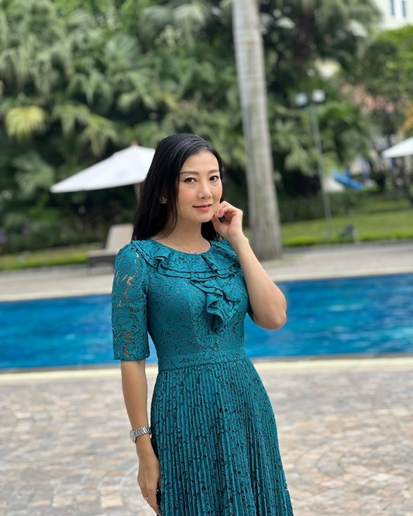  
Nữ diễn viên từng e sợ chuyện kết hôn. (Ảnh: FB Đặng Thụy Mỹ Uyên) - Tin sao Viet - Tin tuc sao Viet - Scandal sao Viet - Tin tuc cua Sao - Tin cua Sao