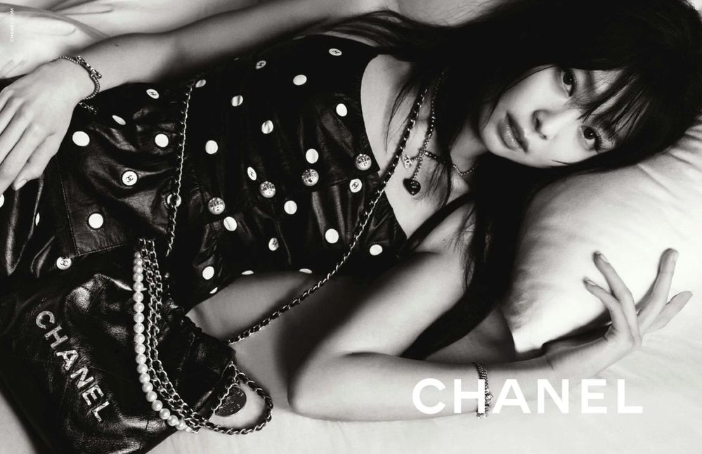 JENNIE FOR THE CHANEL 22 BAG CAMPAIGN  CHANEL