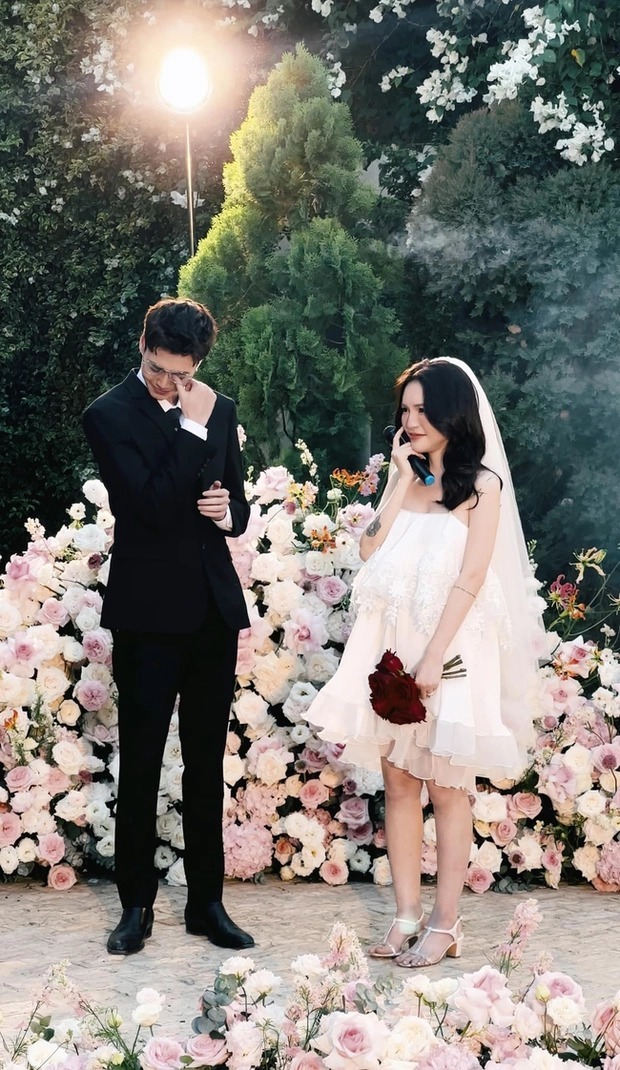  
Lễ cầu hôn được chàng trai chuẩn bị rất kỹ. (Ảnh: Instagram Lucie Nguyễn)