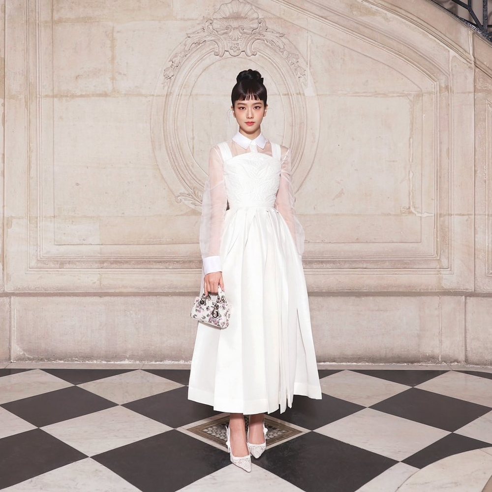  
Jisoo được mệnh danh là "công chúa Dior". (Ảnh: Instagram sooyaaa_)