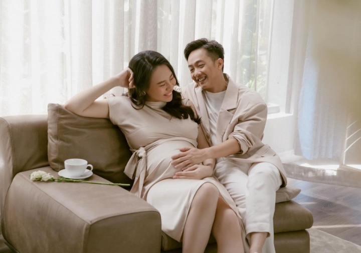 Lúc có thai bé Suchin, nhóc tì sắp chào đời thì vợ chồng nam doanh nhân mới công bố tin vui. (Ảnh: FB Đàm Thu Trang)