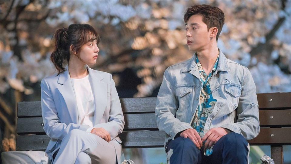 Park Seo Joon Lộ Diện Trailer Phim Mới, Mái Tóc Đích Thị Bị Ê-Kíp Hại