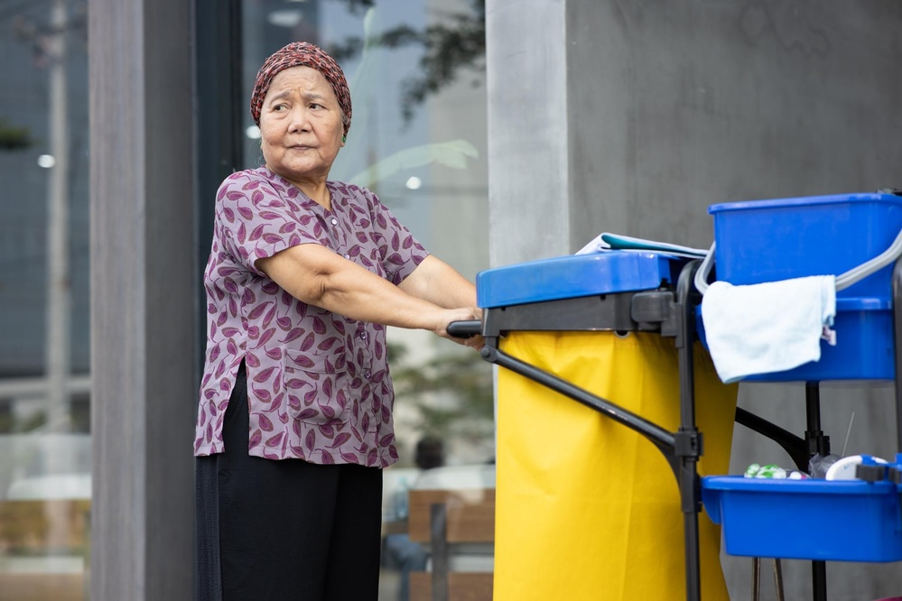   
Nữ nghệ sĩ vui khi còn được cống hiến với nghề. Ảnh: Thanh Niên  - Tin sao Viet - Tin tuc sao Viet - Scandal sao Viet - Tin tuc cua Sao - Tin cua Sao