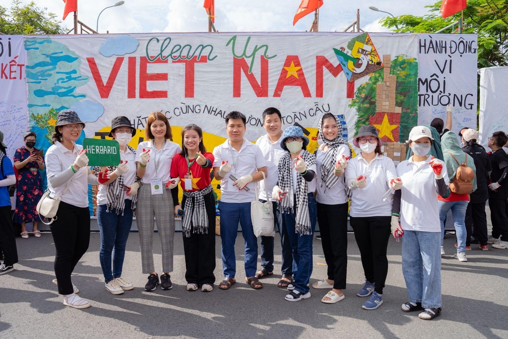  
Herbario là nhà tài trợ vàng trong chiến dịch Clean Up Việt Nam lần 5