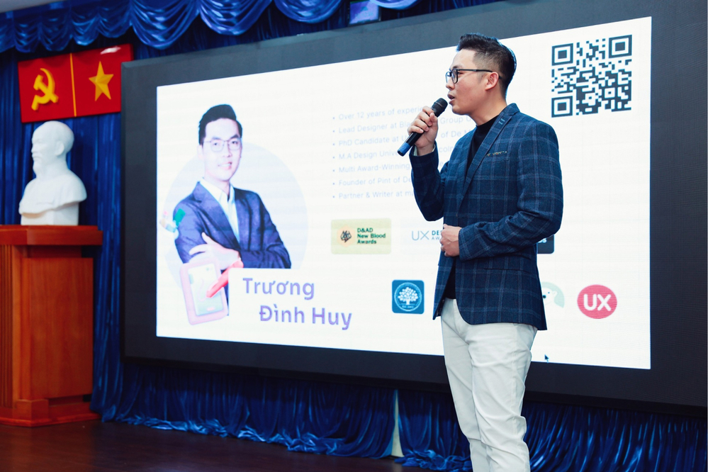 Chuyên gia Đình Huy: Designer cần chuyển từ "thợ vẽ" sang chiến lược và quản lý AI.
Chuyên gia Đình Huy: Designer cần chuyển từ "thợ vẽ" sang chiến lược và quản lý AI.