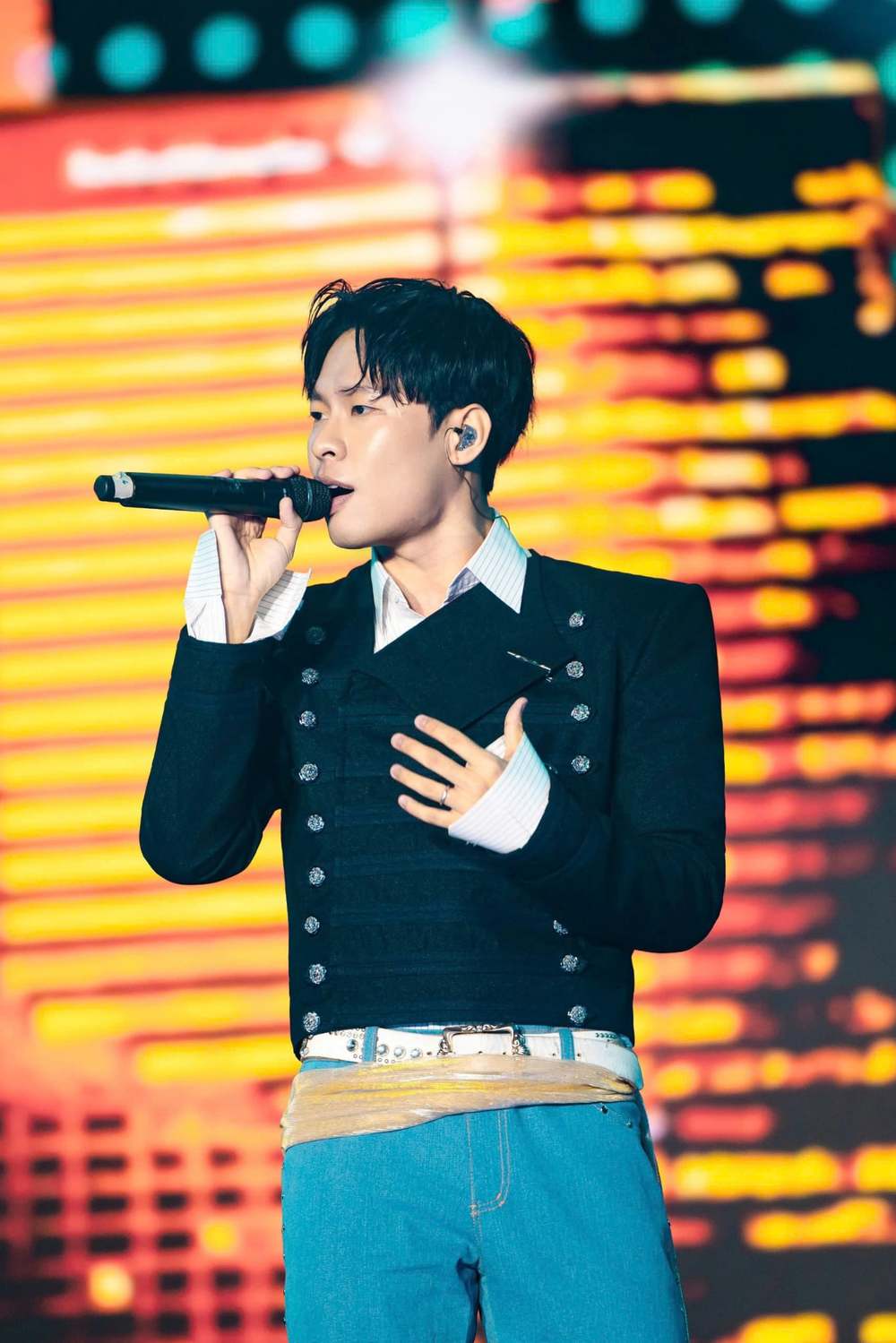 HURRYKNG
HURRYKNG - Tin sao Viet - Tin tuc sao Viet - Scandal sao Viet - Tin tuc cua Sao - Tin cua Sao