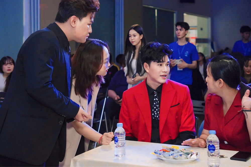 - Tin sao Viet - Tin tuc sao Viet - Scandal sao Viet - Tin tuc cua Sao - Tin cua Sao