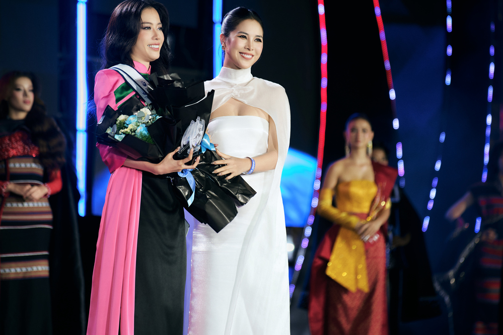 - Tin sao Viet - Tin tuc sao Viet - Scandal sao Viet - Tin tuc cua Sao - Tin cua Sao