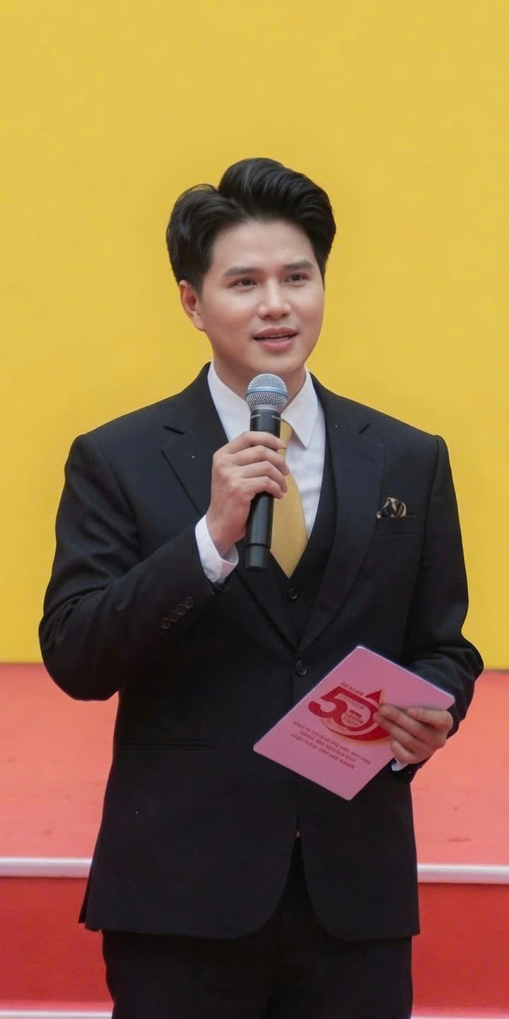 - Tin sao Viet - Tin tuc sao Viet - Scandal sao Viet - Tin tuc cua Sao - Tin cua Sao