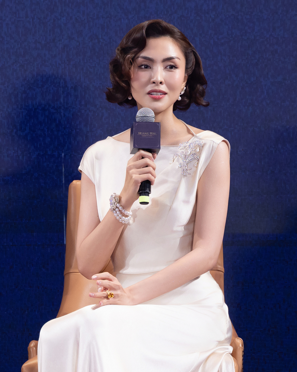 Tăng Thanh Hà gây bất ngờ khi trở lại điện ảnh.
Tăng Thanh Hà gây bất ngờ khi trở lại điện ảnh. - Tin sao Viet - Tin tuc sao Viet - Scandal sao Viet - Tin tuc cua Sao - Tin cua Sao