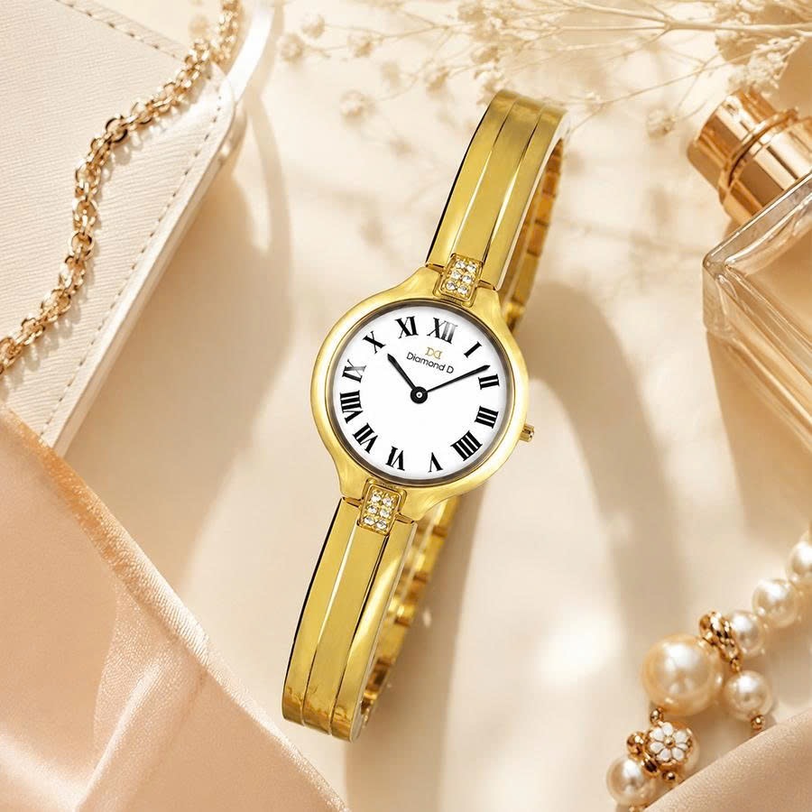 Diamond D – Vẻ đẹp thanh lịch được tạo nên từ sự tối giản.
Diamond D – Vẻ đẹp thanh lịch được tạo nên từ sự tối giản.