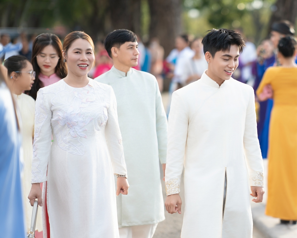 - Tin sao Viet - Tin tuc sao Viet - Scandal sao Viet - Tin tuc cua Sao - Tin cua Sao