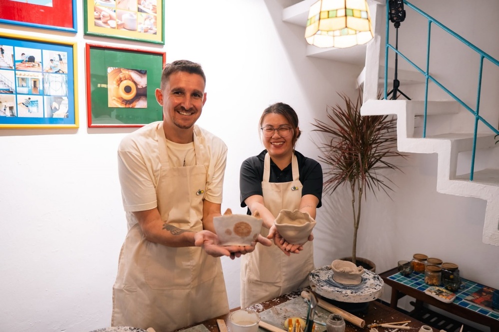 Du khách sẽ được trải nghiệm nghệ thuật và thủ công địa phương qua chuỗi workshop sáng tạo.
Du khách sẽ được trải nghiệm nghệ thuật và thủ công địa phương qua chuỗi workshop sáng tạo.