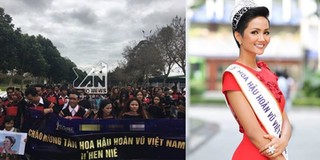 Người dân xuống đường, tập trung chật kín sân bay để chào đón Hoa hậu H'Hen Niê