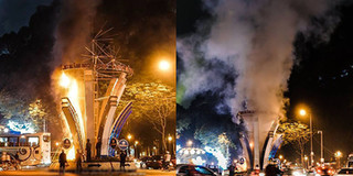 Sài Gòn: Cháy cột đèn trang trí Tết Nguyên Đán 2018 ở nhà thờ Đức Bà, người dân chạy tán loạn