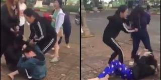 Đắk Lắk: Xôn xao clip 2 nhóm thiếu nữ dùng nón bảo hiểm đánh nhau