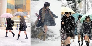 Thời trang "đập tan" thời tiết là có thật: Mặc tuyết rơi, nữ sinh Nhật vẫn diện váy ngắn đến trường