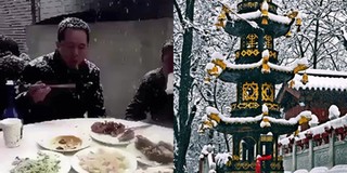 Trung Quốc: Mặc tuyết rơi trắng đầu, phủ đầy đồ ăn nhưng hàng trăm người vẫn quyết ngồi "xơi" hết cỗ