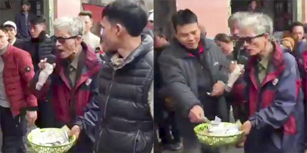 Ông cụ hát nhép rong kiếm bộn tiền tại chợ Viềng xuân Nam Định gây sốt vì trí nhớ siêu phàm