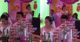 Cô gái bật khóc hát "Kẻ Phản Bội" trong đám cưới người yêu cũ