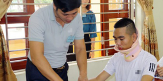 Nghệ An: Thí sinh bị tai nạn xe máy vẫn quyết nẹp cổ, để dự kỳ thi THPT quốc gia sáng nay