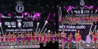 Trực tiếp Hoa hậu Việt Nam 2018: Top 25 trình diễn phần thi bikini bốc lửa