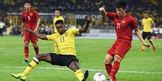 Trung vệ thép của ĐT Việt Nam dính chấn thương nặng sau chung kết, nguy cơ lỡ hẹn Asian Cup 2019