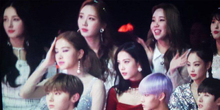 Chung khung hình với BLACKPINK tại MMA, chỉ 1 thành viên MOMOLAND này đủ sức đọ lại nhan sắc