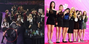 "Phốt" lớn: MOMOLAND lại "quên" cúi chào dù được tiền bối dẹp ghế dọn đường tại SMAs? "Phốt" lớn: MOMOLAND lại "quên" cúi chào dù được tiền bối dẹp ghế dọn đường tại SMAs?