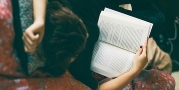 Có kiểu người: Ngày thì rổn rảng, đêm lại lặng yên Có kiểu người: Ngày thì rổn rảng, đêm lại lặng yên