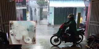 Bác xe ôm và túi trà sữa giao giữa cơn mưa xối xả, hình ảnh bình dị dấy lên nỗi nhớ nhà da diết