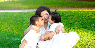 Ca sĩ Hồng Nhung chia sẻ tâm sự mẹ đơn thân sau khi chia tay bạn trai