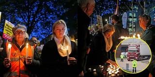Người Anh thắp nến sáng đêm cầu nguyện cho 39 nạn nhân xấu số