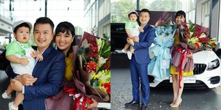 Vợ chồng Lê Khánh và con trai đi nhận xế hộp 2,8 tỷ đồng