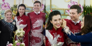 Dù bị sốt cao, MC Hoàng Oanh vẫn tươi tắn trong đám cưới với chồng Tây