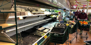 Khách ho vào hàng hóa khiến siêu thị thiệt hại khoảng 823 triệu đồng