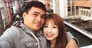 Cặp đôi bạn cùng bàn cấp 1, giờ đang ngủ cạnh nhau mỗi đêm