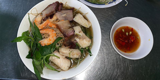 Bún Num Chóc: Sự pha trộn cầu kỳ trong văn hóa ẩm thực miền Tây