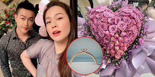 Đúng ngày sinh nhật Nhật Kim Anh, Titi khoe hoa kèm lời nói: "Yêu em"