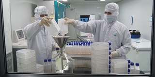 Việt Nam hoàn thiện quy trình sản xuất vaccine Covid-19