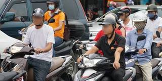 Nhiều người dân Hà Nội không đeo khẩu trang dù đã tái xử phạt trở lại