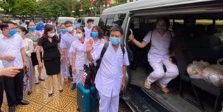 40 bác sĩ, điều dưỡng từ Thừa Thiên Huế được cử vào Đà Nẵng chống dịch