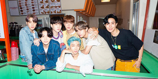 MV của BTS như Jungkook và những người bạn khi Jin chỉ lên hình 5 giây