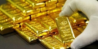 Giá vàng đạt mốc chưa từng có, tiến sát mức 60 triệu đồng/lượng