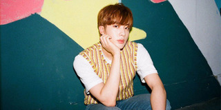 Jin bị cắt đoạn hát trong bản remix của Dynamite làm fan phẫn nộ