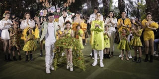 Lần đầu tiên sàn catwalk của Vbiz quy tụ nhiều sao Việt đến vậy