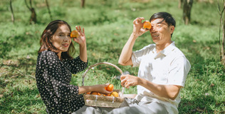 Cặp đôi trung niên chụp ảnh "tình" như thuở đôi mươi giữa Đà Lạt